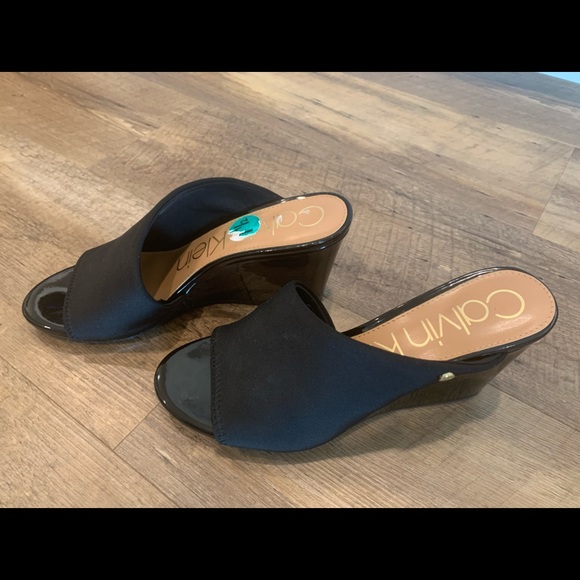 Calvin Klein wedges - Picture 3 of 4